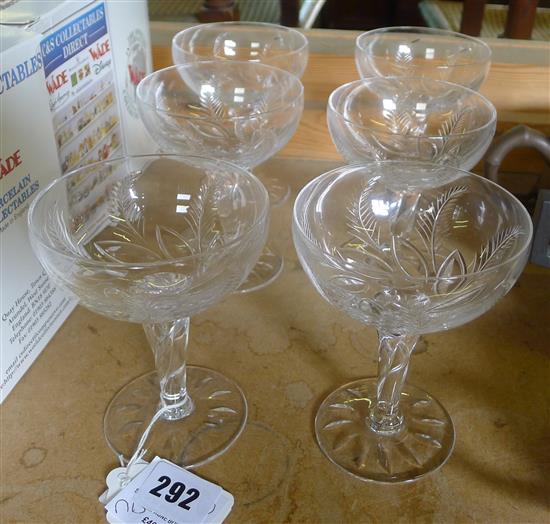 Set of six Stuart crystal champagne bowls(-)